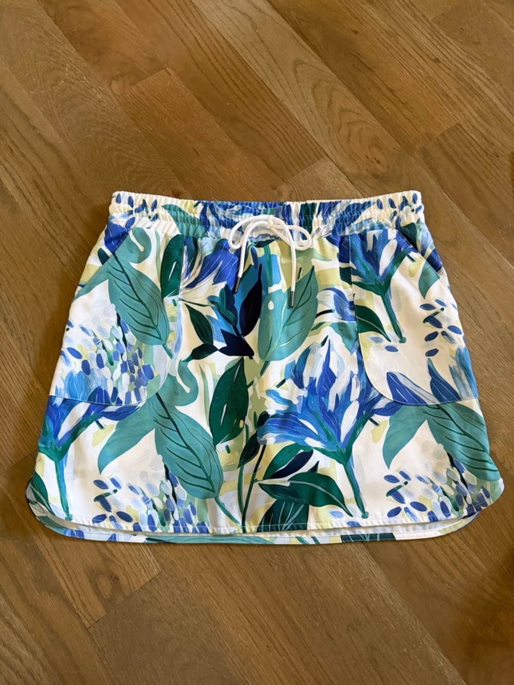 NWT St. John’s bay tropical Floral athletic Skirt skort size Large Blue Green